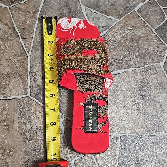 New Mystique Asian Inspired Dragon Beaded Fabric Style Slip On Sandal Sz 8 - Picture 5 of 11